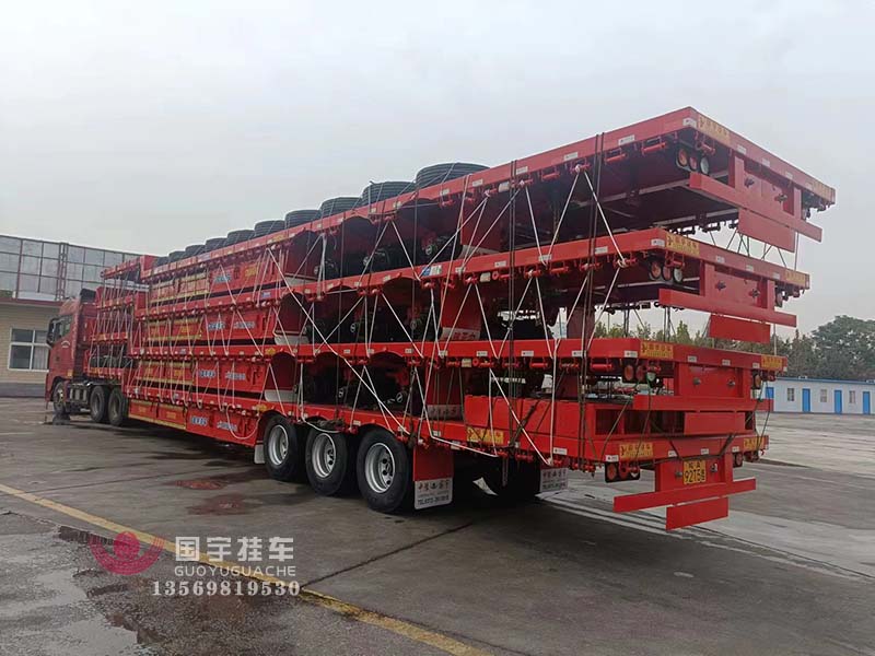 低平板半掛車(chē):物流業(yè)的重要角色